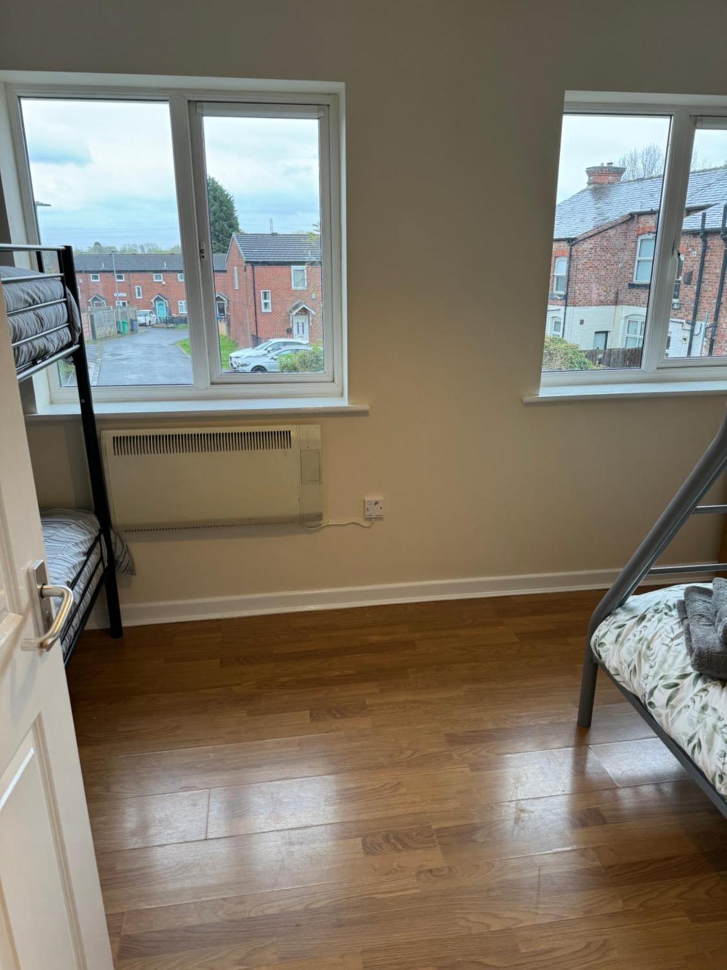 Modern, Quiet, Sleeps 9, Etihad, Coop Live, Manchester Buitenkant foto